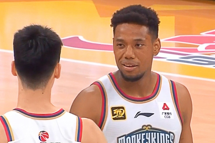  手感不錯！祝銘震半場6中4&3記三分拿下11分4籃板