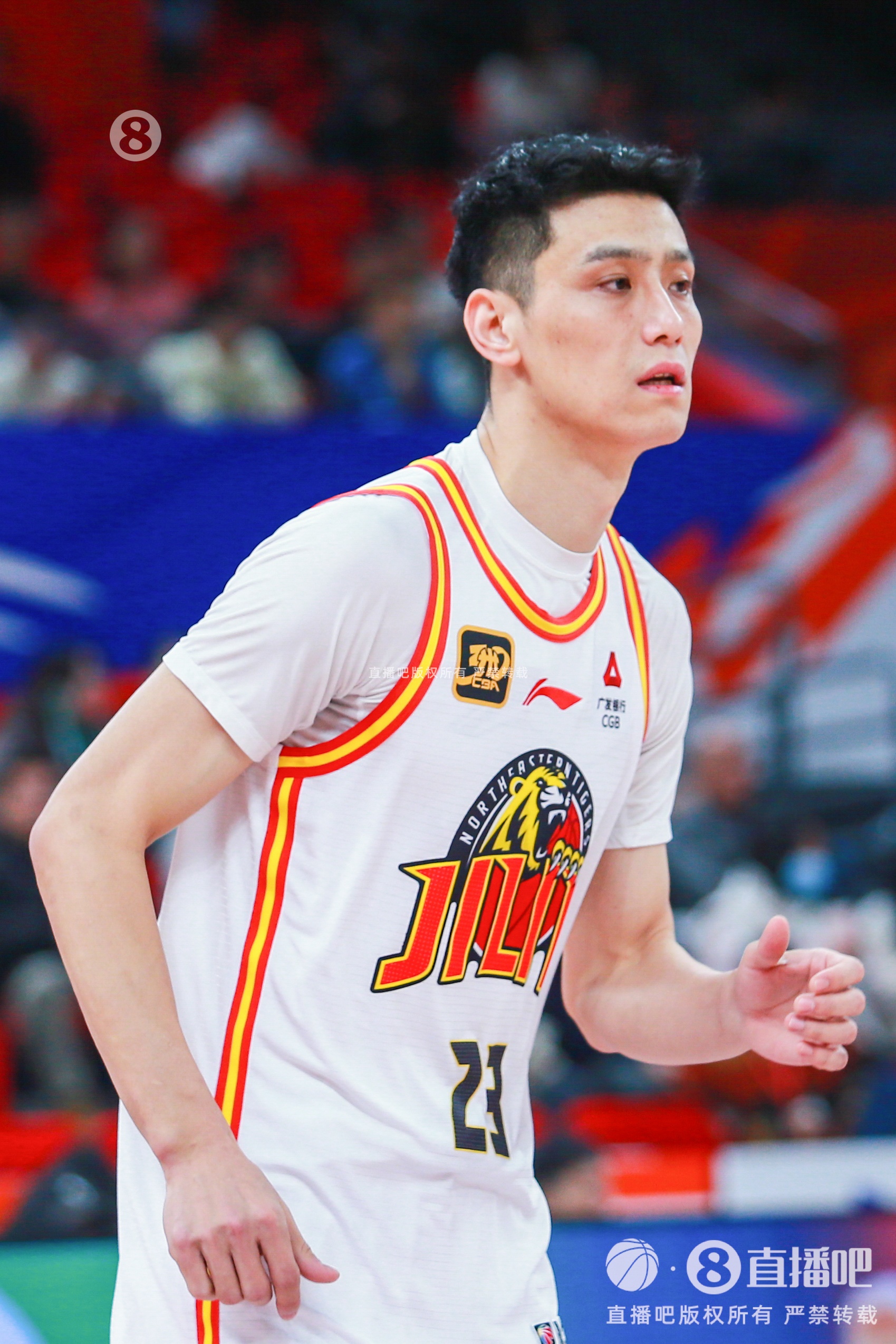  亮眼發(fā)揮！欒利程替補27分鐘 投籃&罰球皆6中6貢獻20分2板2助