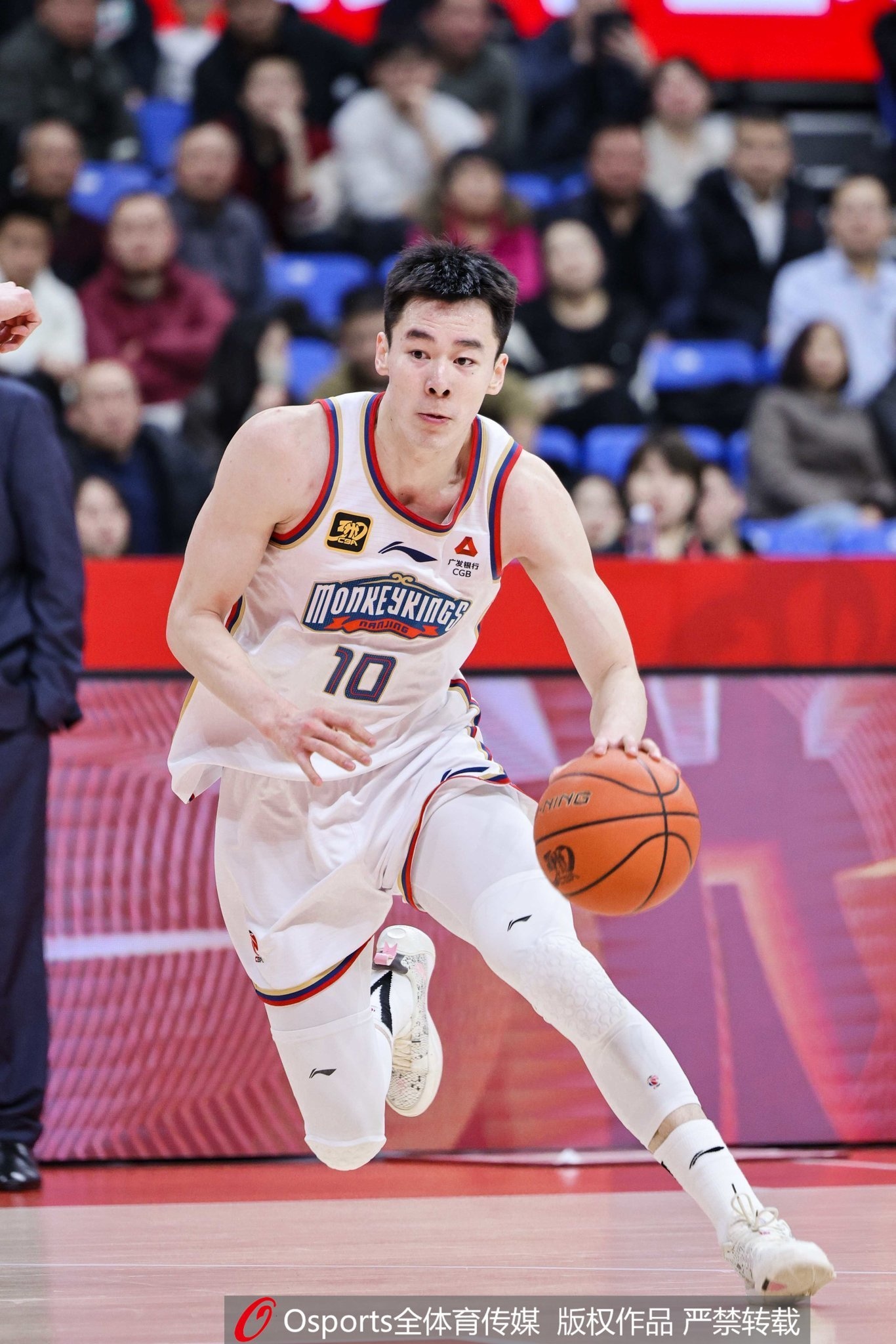  沖擊力十足！郭昊文17投5中&罰球14中12 得到24分10板5助